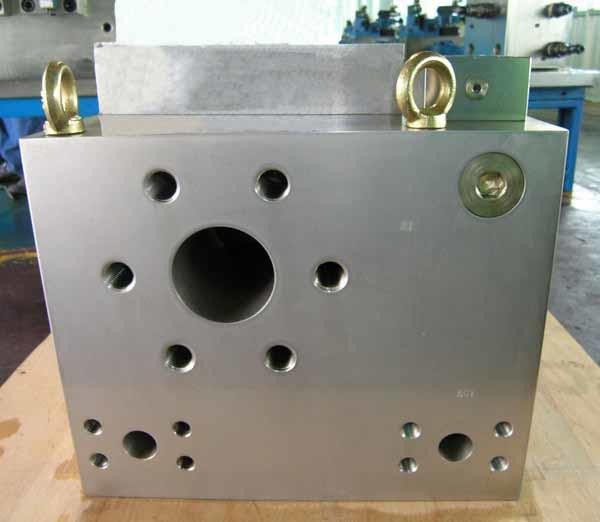 Һ��ϵ�y��Һ���y�M